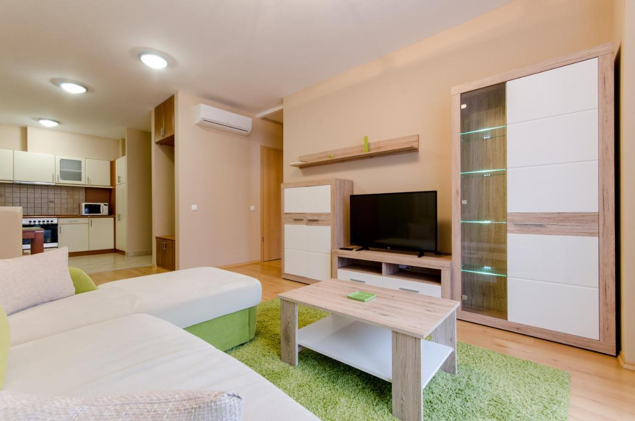 Broadway Apartments Budapest Luaran gambar